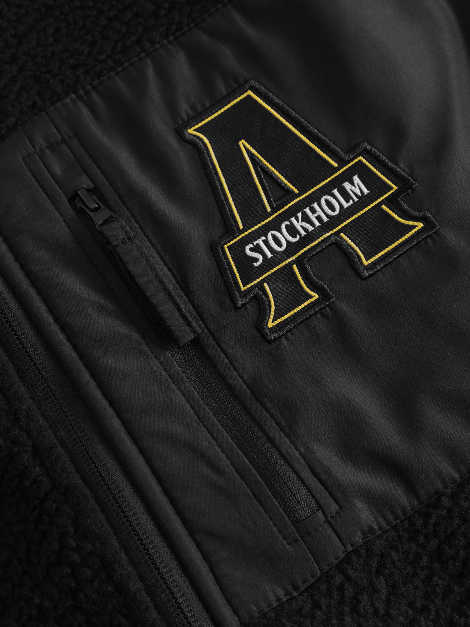 Pile vest A Stockholm